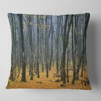 Designart Dark Woods u jesenjoj šumi-moderni jastuk za bacanje šuma - 16x16